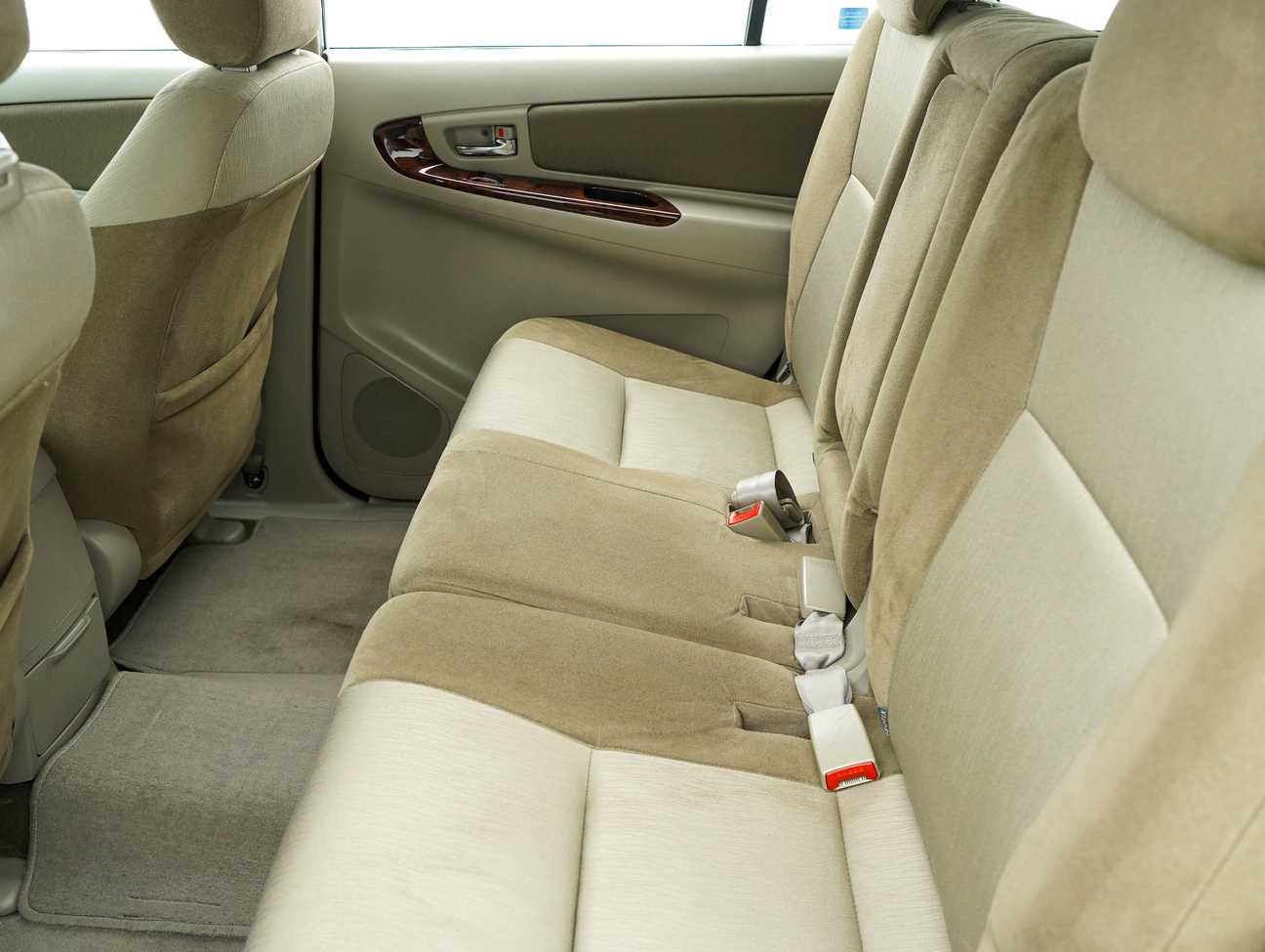 used 2016 Toyota Innova G 2.0