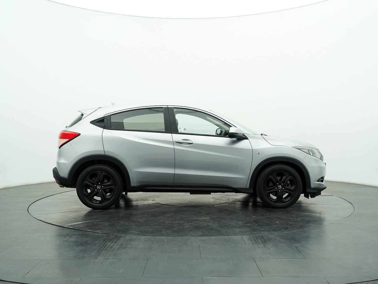 terpakai 2016 Honda HR-V i-VTEC S 1.8