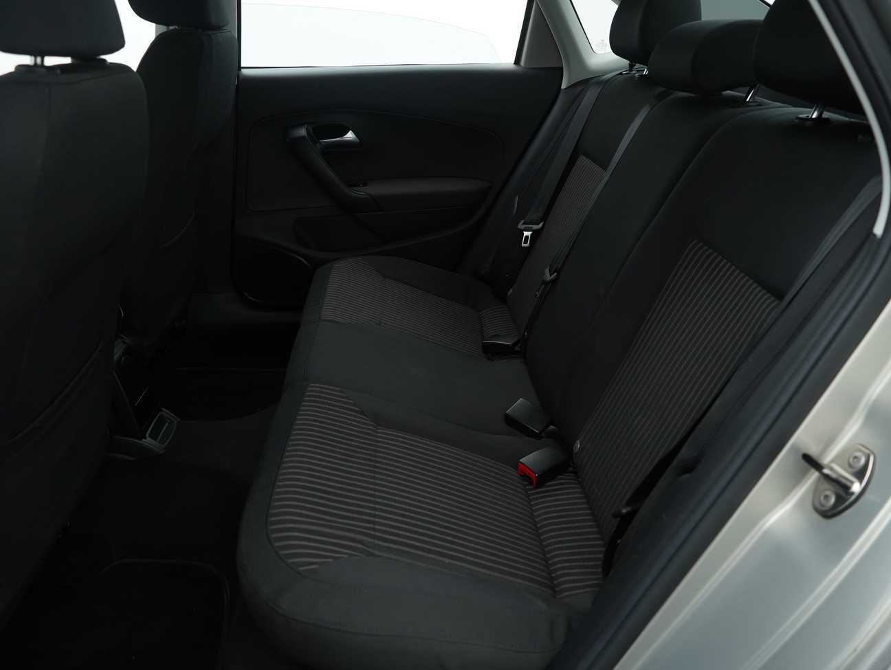 terpakai 2013 Volkswagen Polo  1.6