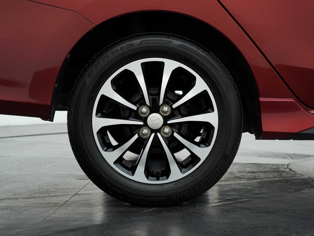 terpakai 2022 Perodua Bezza Advance 1.3