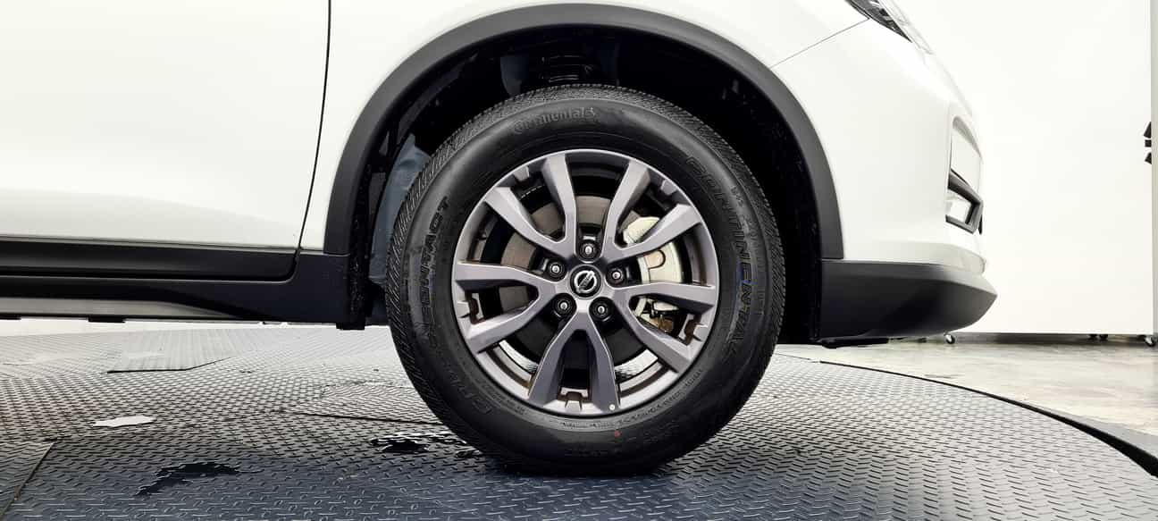 terpakai 2021 Nissan X-TRAIL CVT 2.0