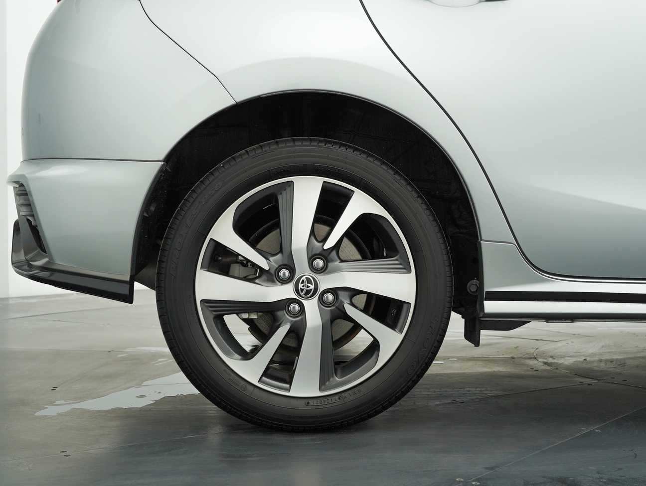 terpakai 2021 Toyota YARIS G 1.5