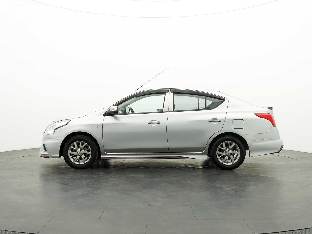 used 2016 Nissan Almera E 1.5