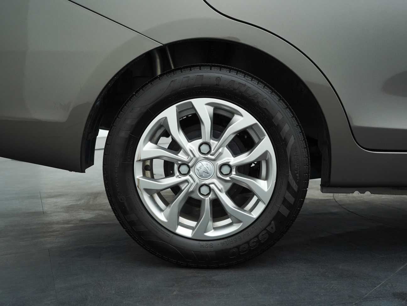 used 2023 Proton Saga Standard Lite 1.3