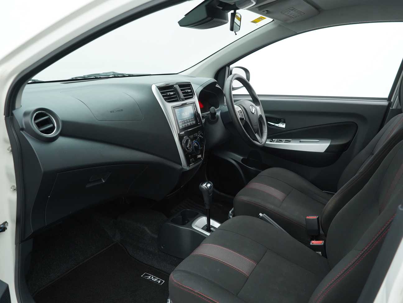 terpakai 2022 Perodua AXIA Advance 1.0