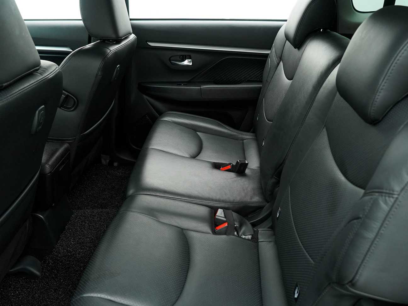 terpakai 2020 Perodua Aruz AV 1.5