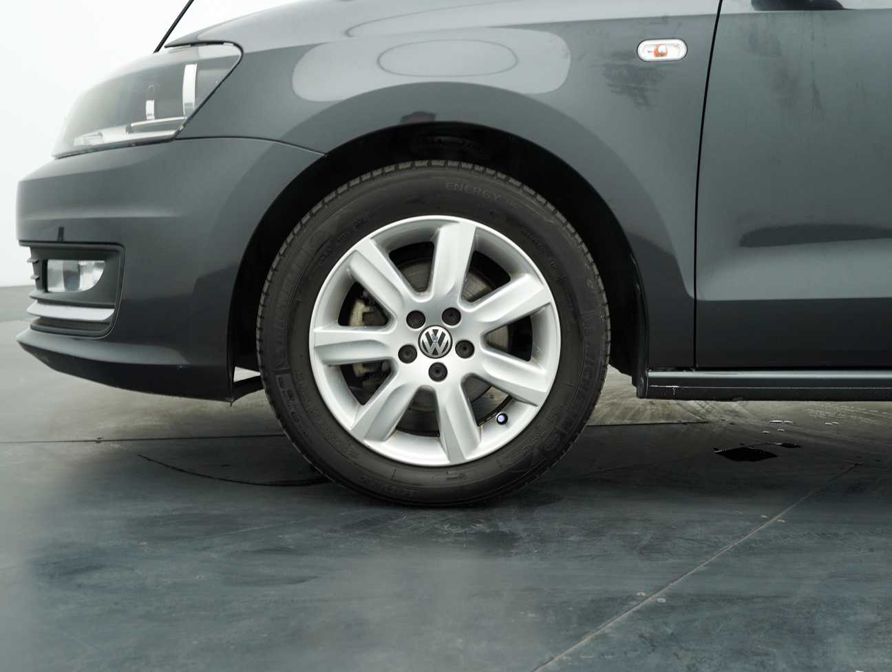 terpakai 2016 Volkswagen VENTO  1.6