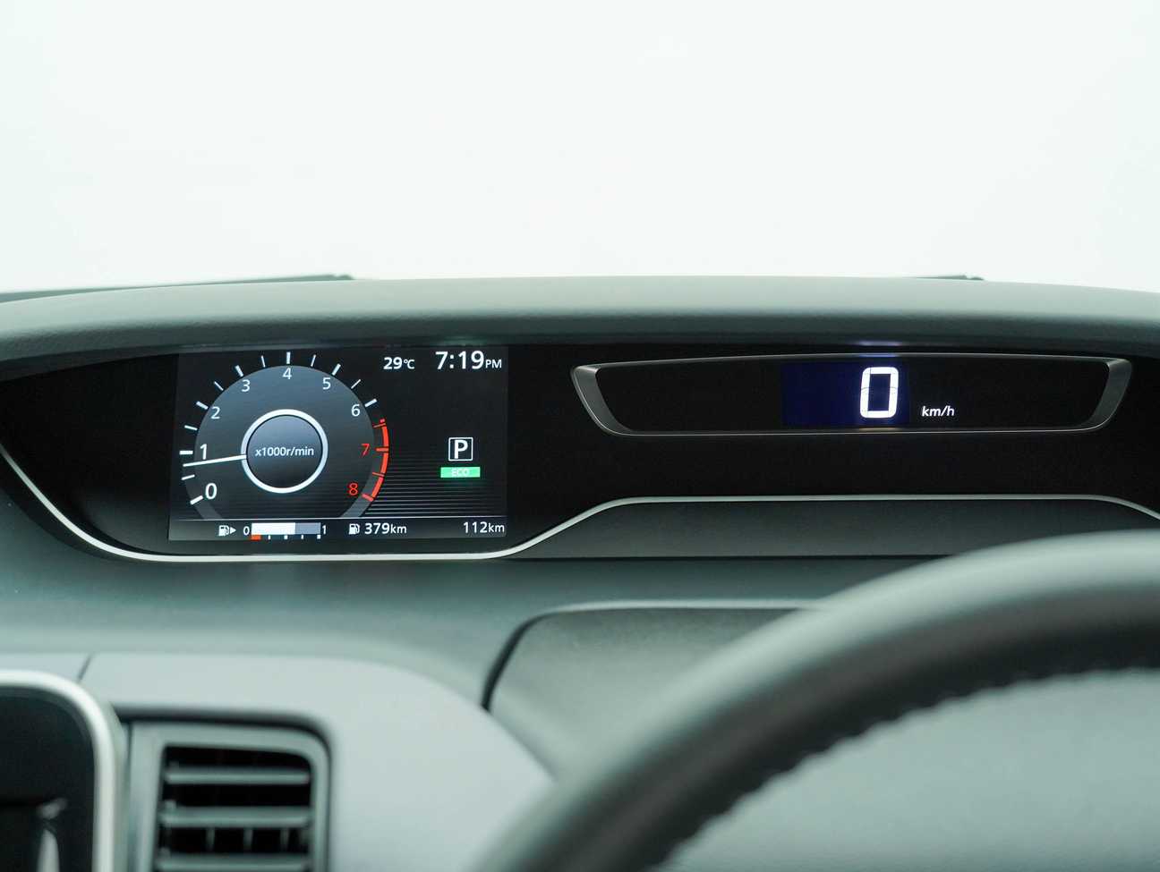 terpakai 2025 Nissan Serena S-Hybrid High-Way Star 2.0
