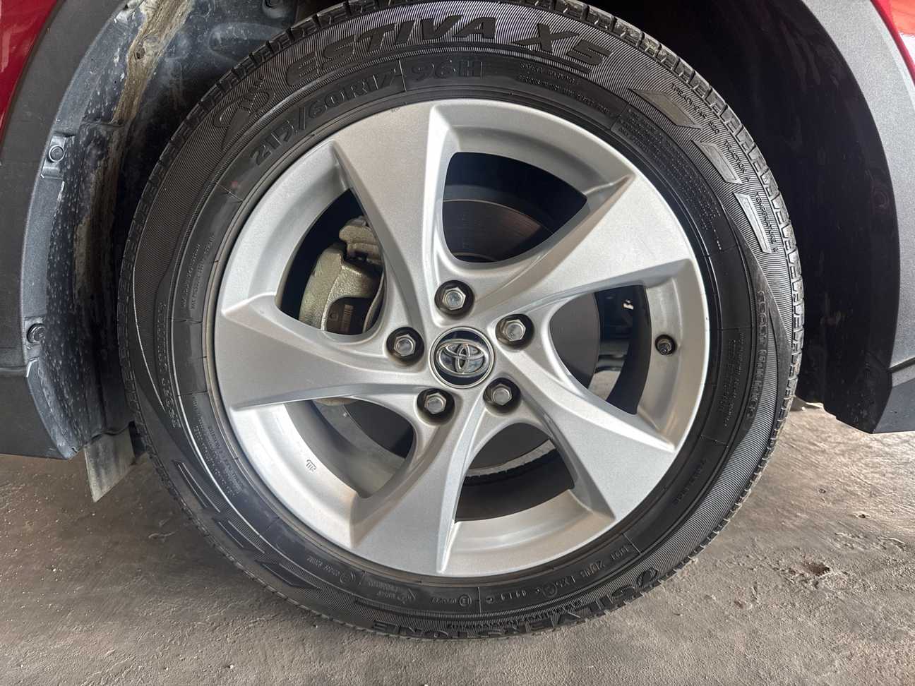 used 2018 Toyota C-HR  1.8