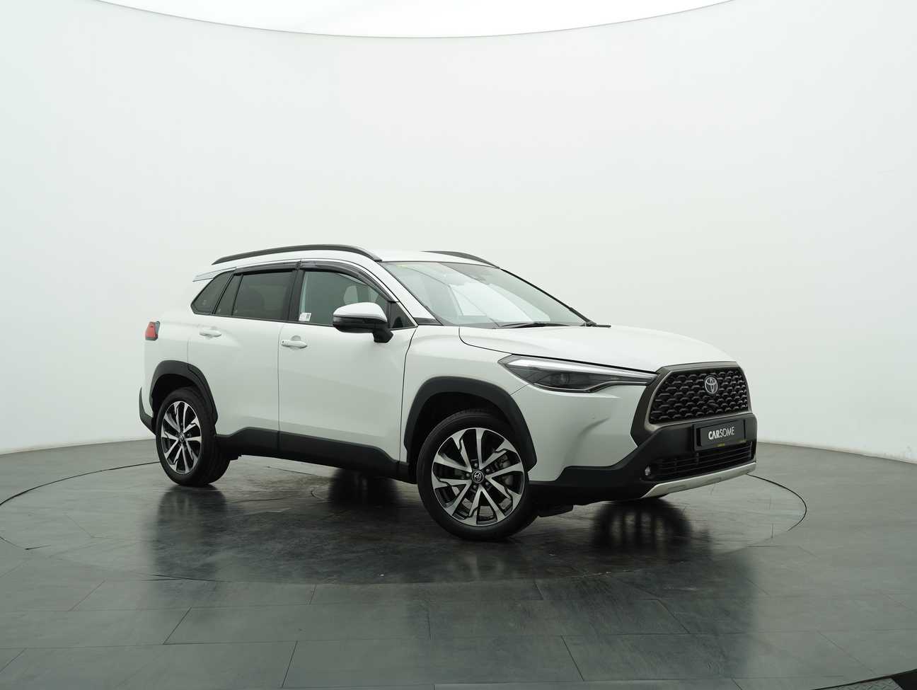 terpakai 2022 Toyota Corolla Cross V 1.8