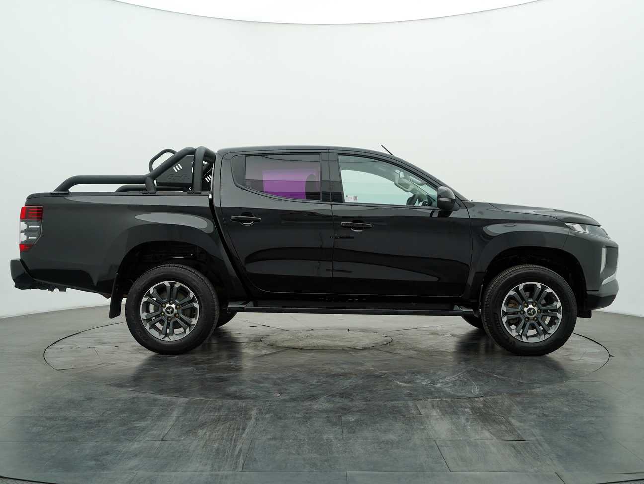 used 2022 Mitsubishi Triton VGT Premium Updated Spec Dual Cab 4X4 2.4