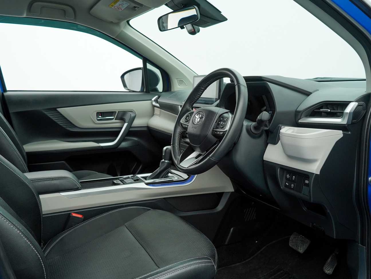 terpakai 2023 Toyota Veloz  1.5