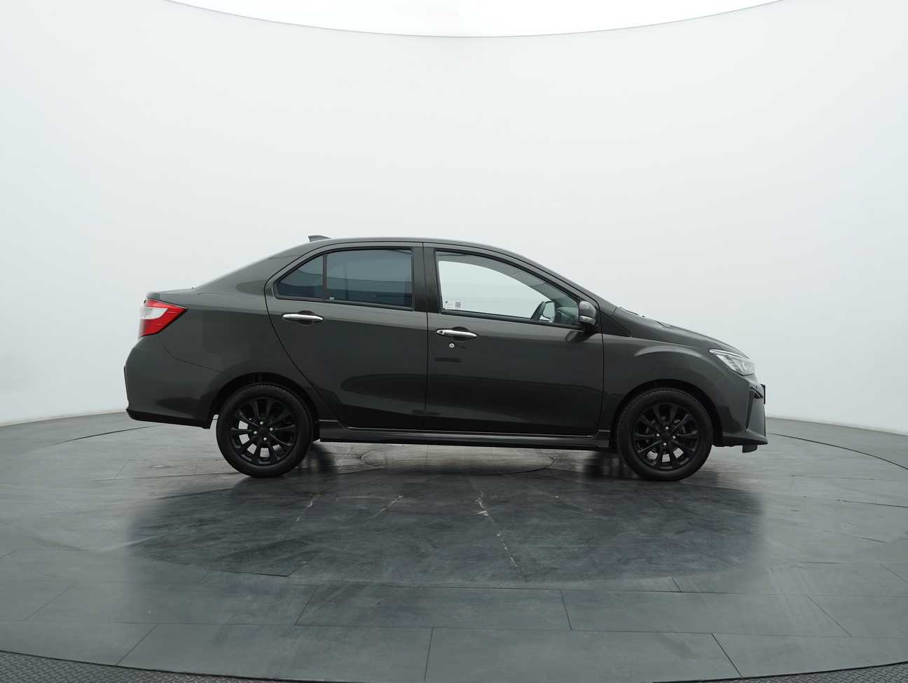 terpakai 2020 Perodua Bezza Advance 1.3