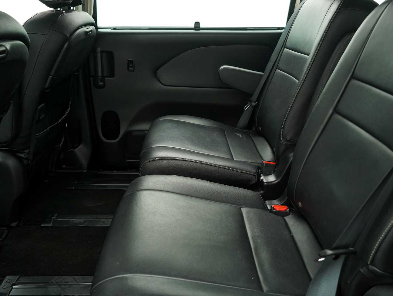 terpakai 2019 Nissan Serena S-Hybrid High-Way Star Premium 2.0