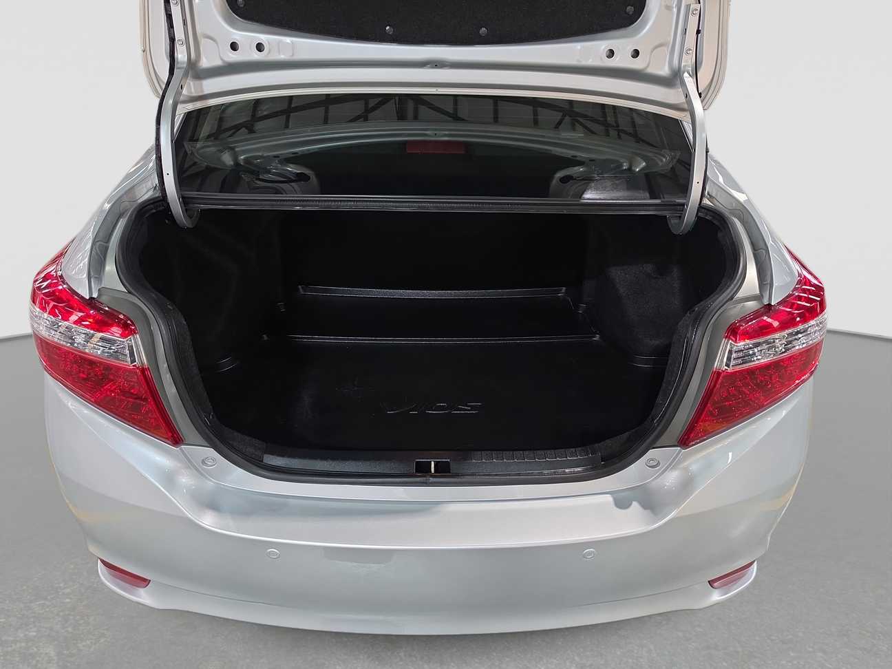 used 2014 Toyota Vios J 1.5
