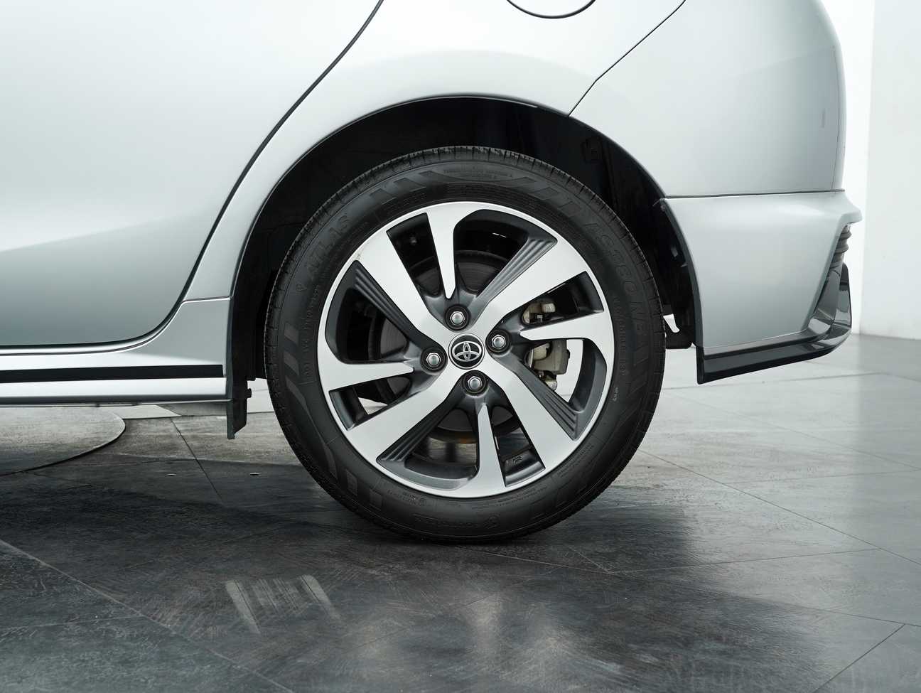 terpakai 2021 Toyota Yaris G 1.5