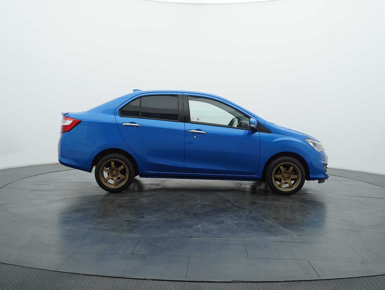 terpakai 2017 Perodua Bezza X Premium 1.3