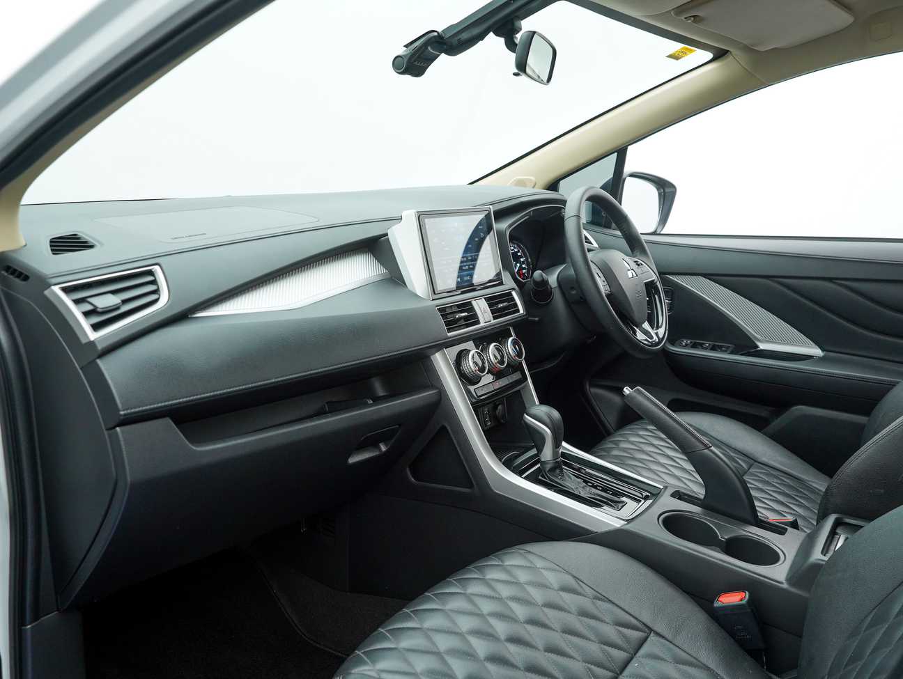 terpakai 2023 Mitsubishi Xpander  1.5