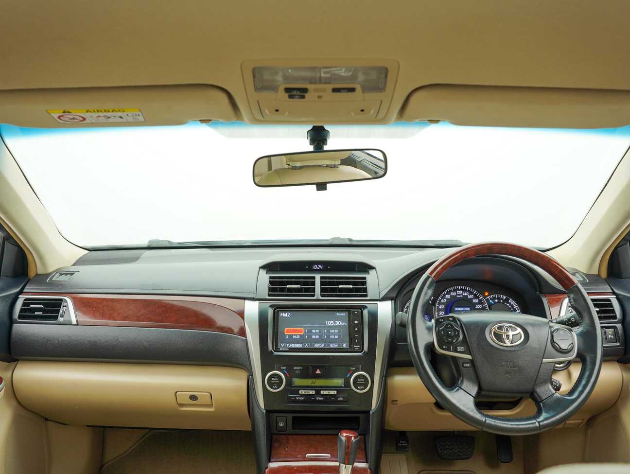 terpakai 2013 Toyota Camry V 2.5