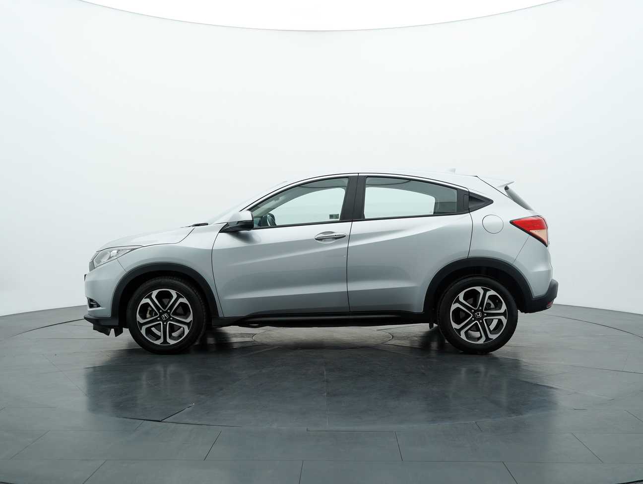 used 2017 Honda HR-V V 1.8