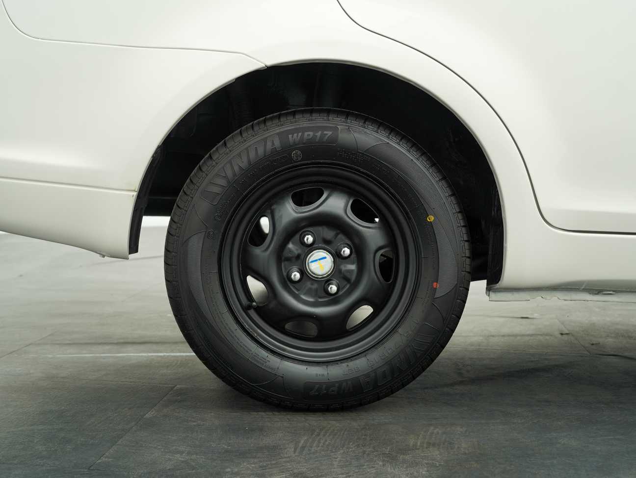 used 2014 Proton Saga FLX Standard 1.3