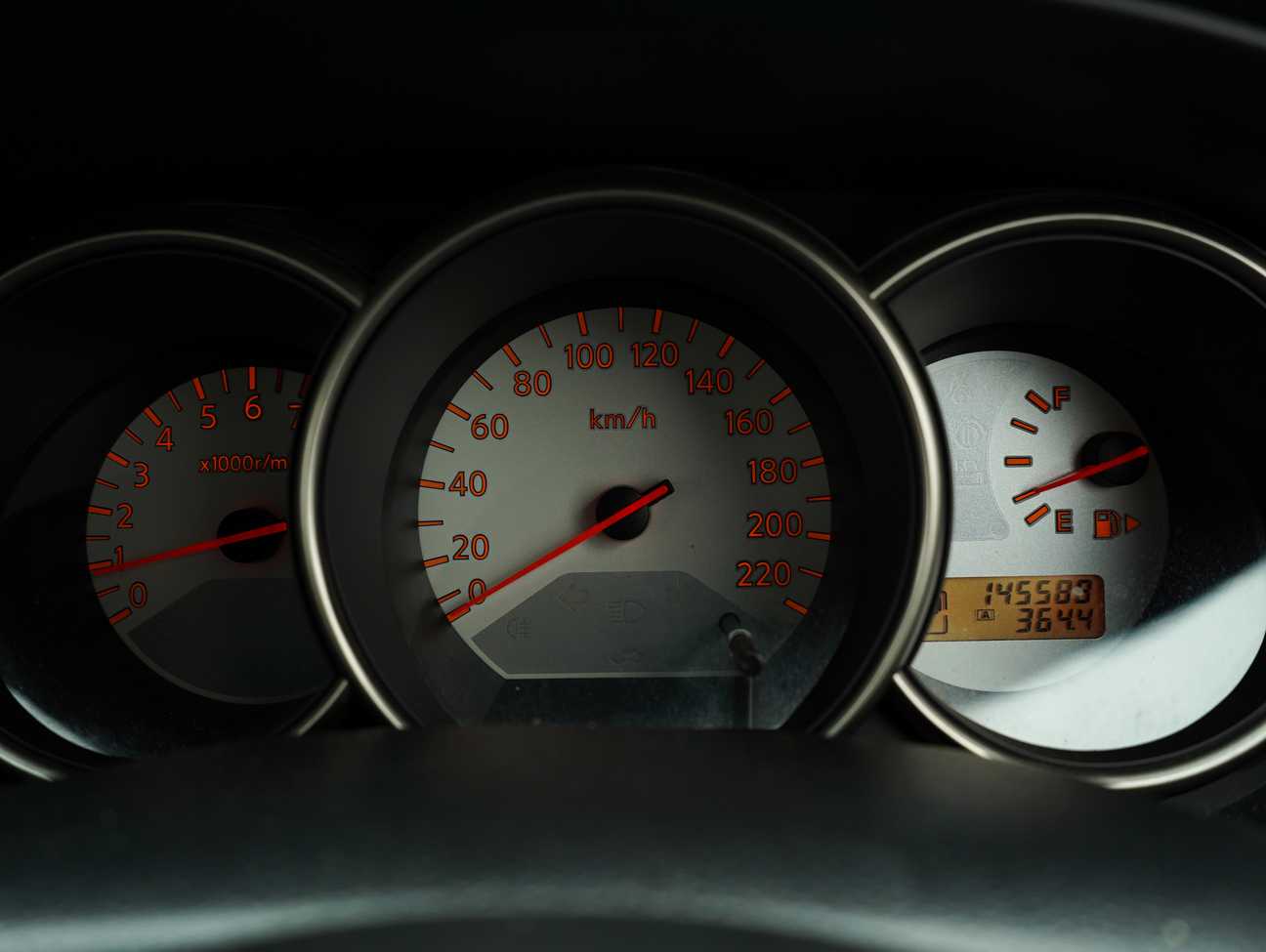 used 2011 Nissan Grand Livina ST-L Comfort 1.6