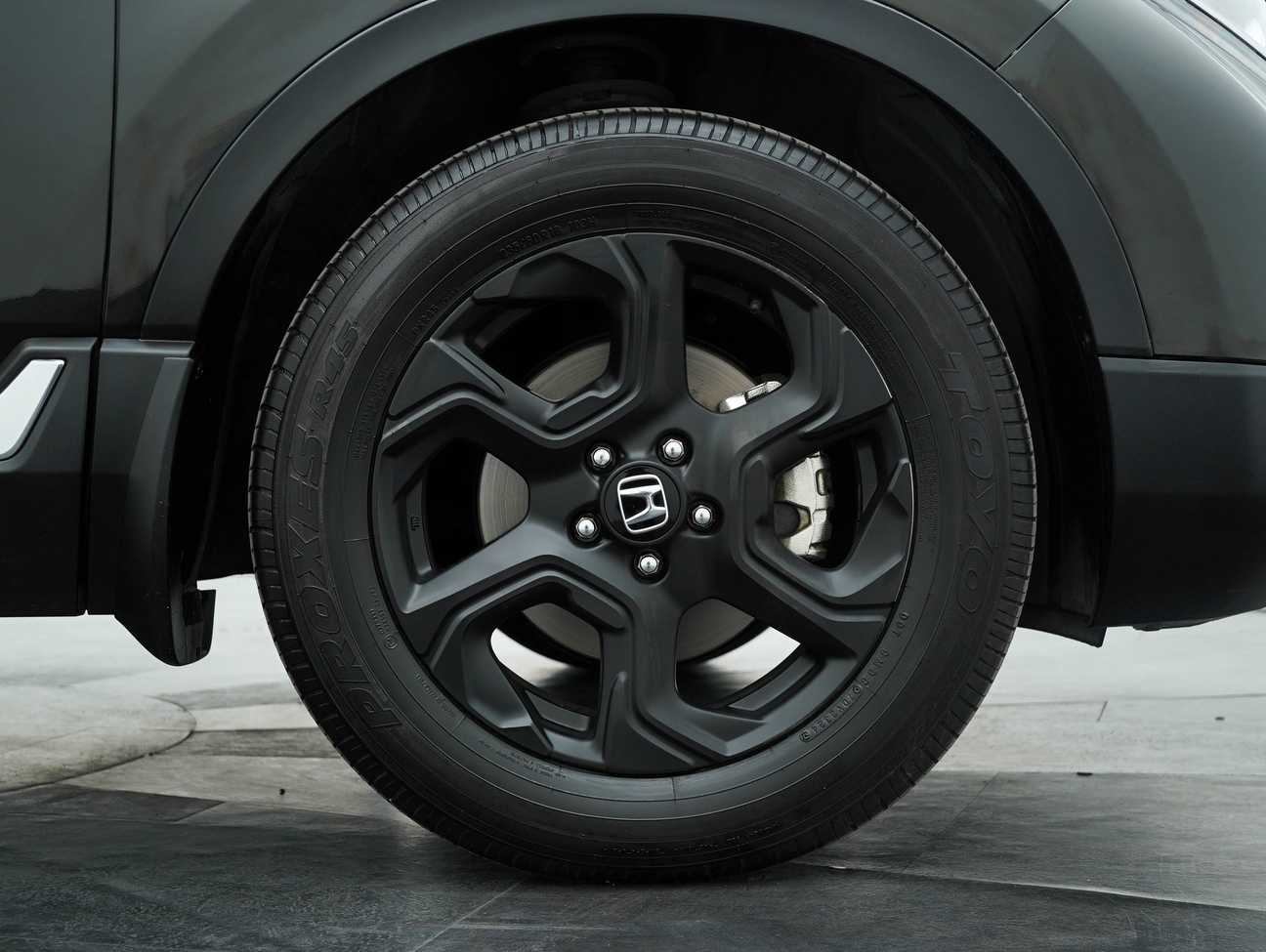 terpakai 2019 Honda CR-V TC-P VTEC 1.5