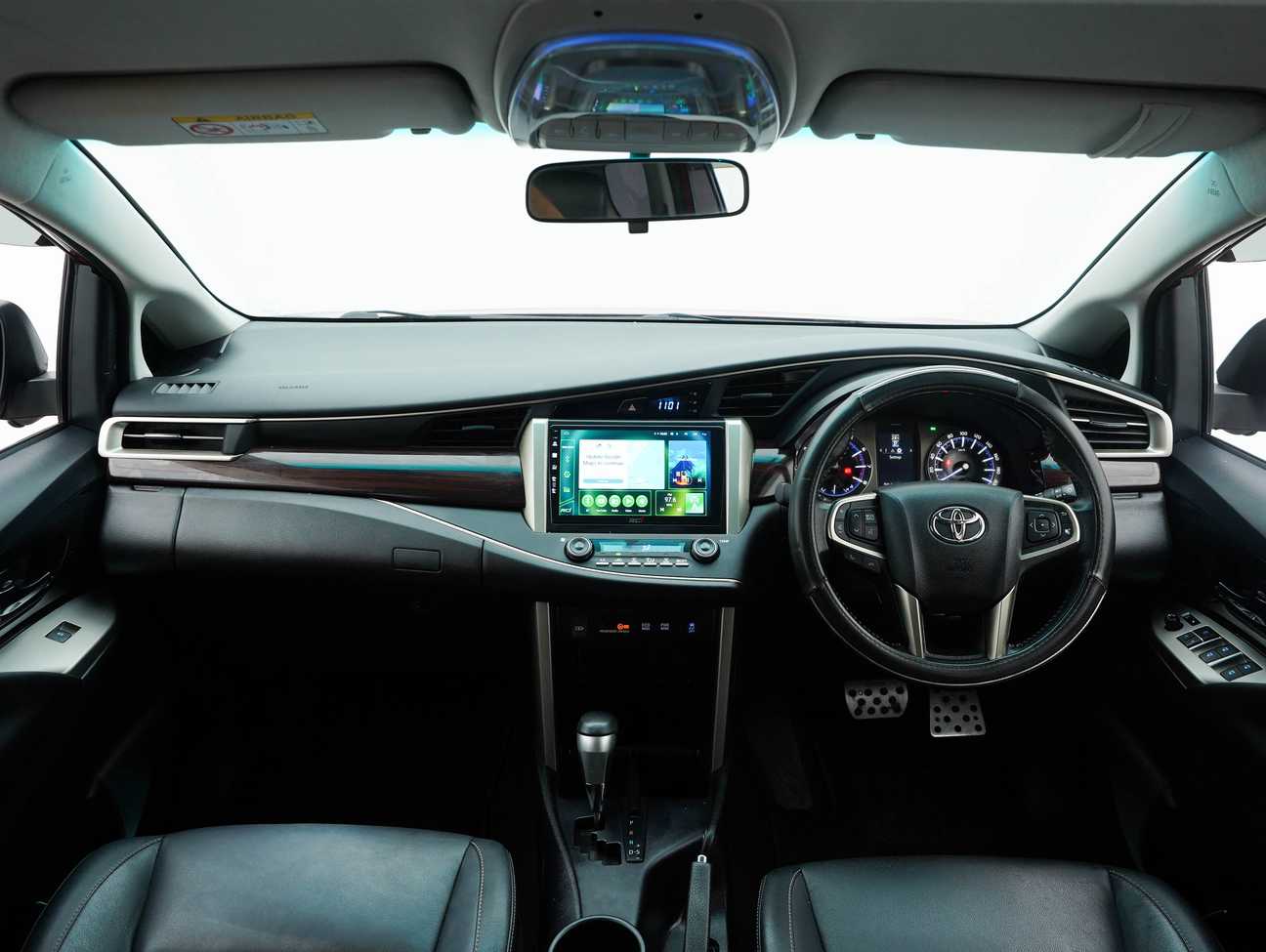 terpakai 2021 Toyota Innova X 2.0