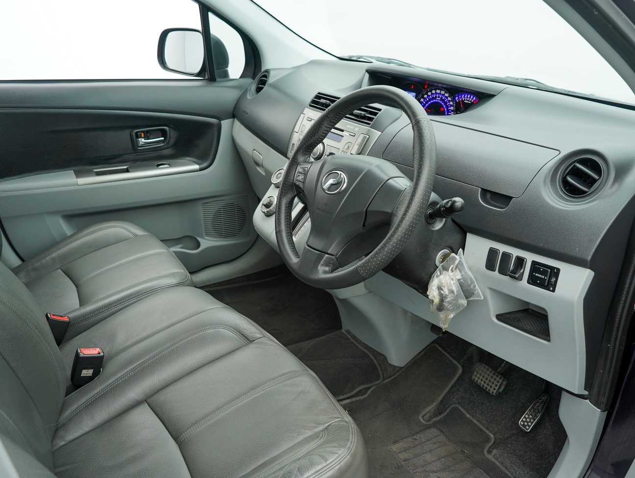 terpakai 2013 Perodua ALZA EZI 1.5