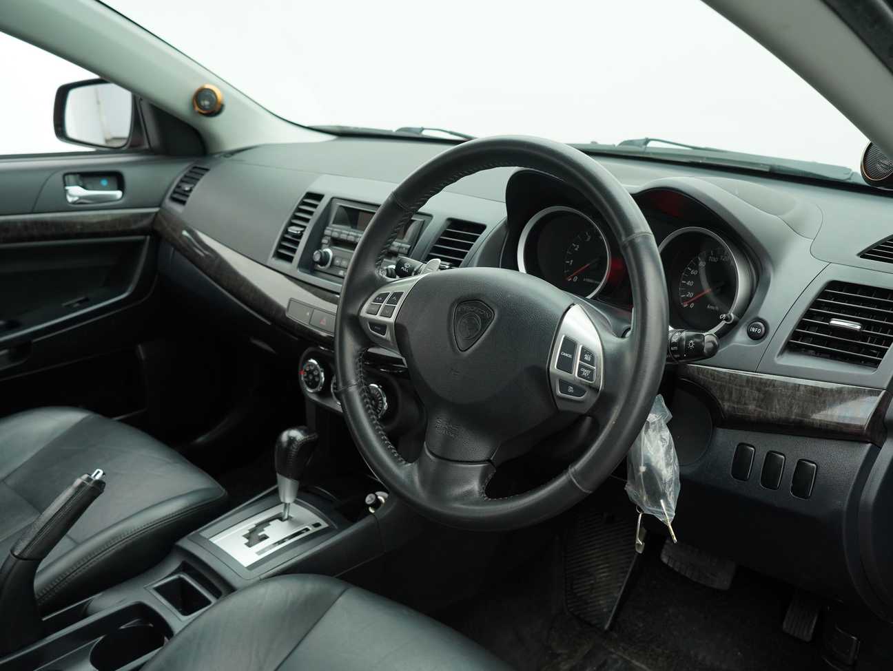 used 2011 Proton Inspira Premium 2.0