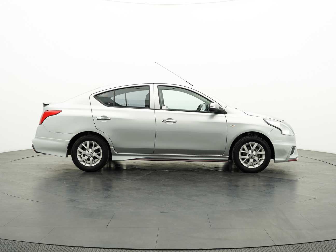 used 2016 Nissan Almera E 1.5
