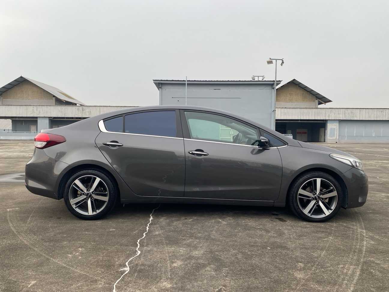 terpakai 2019 Kia Cerato K3 1.6