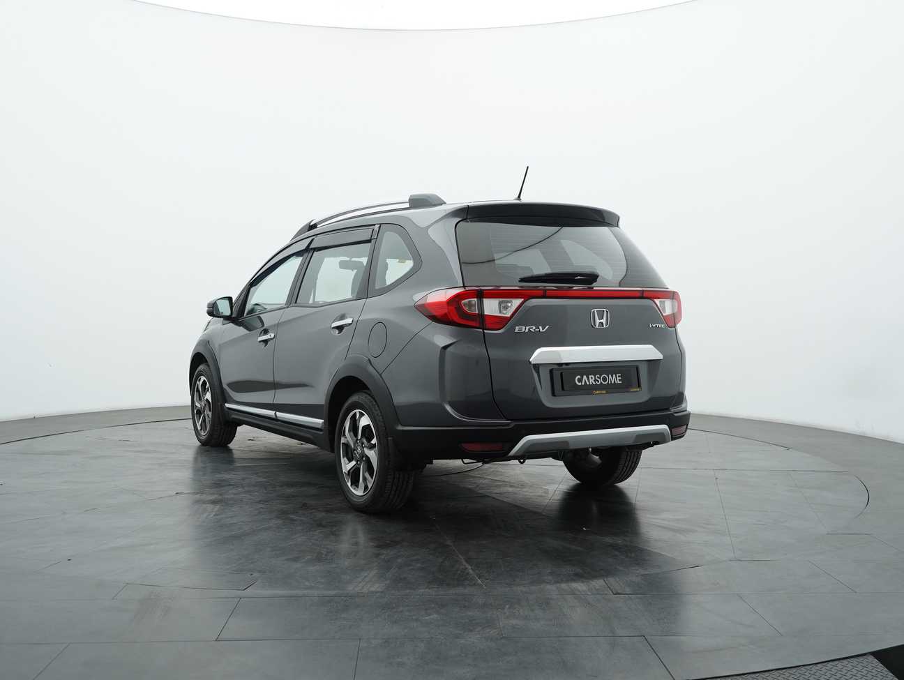 used 2018 Honda BR-V V 1.5