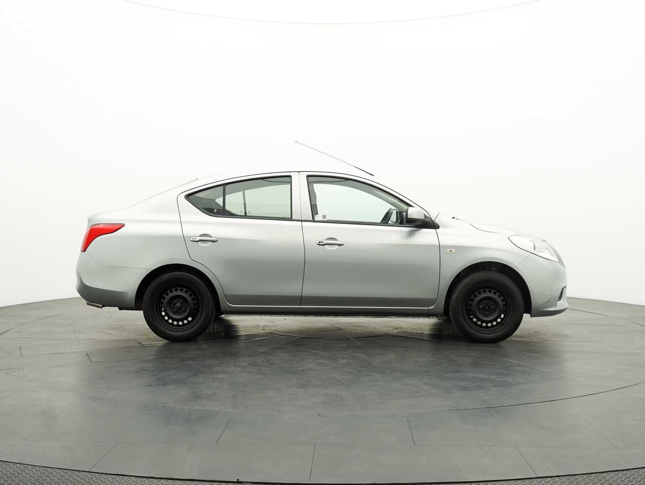 used 2014 Nissan Almera E 1.5