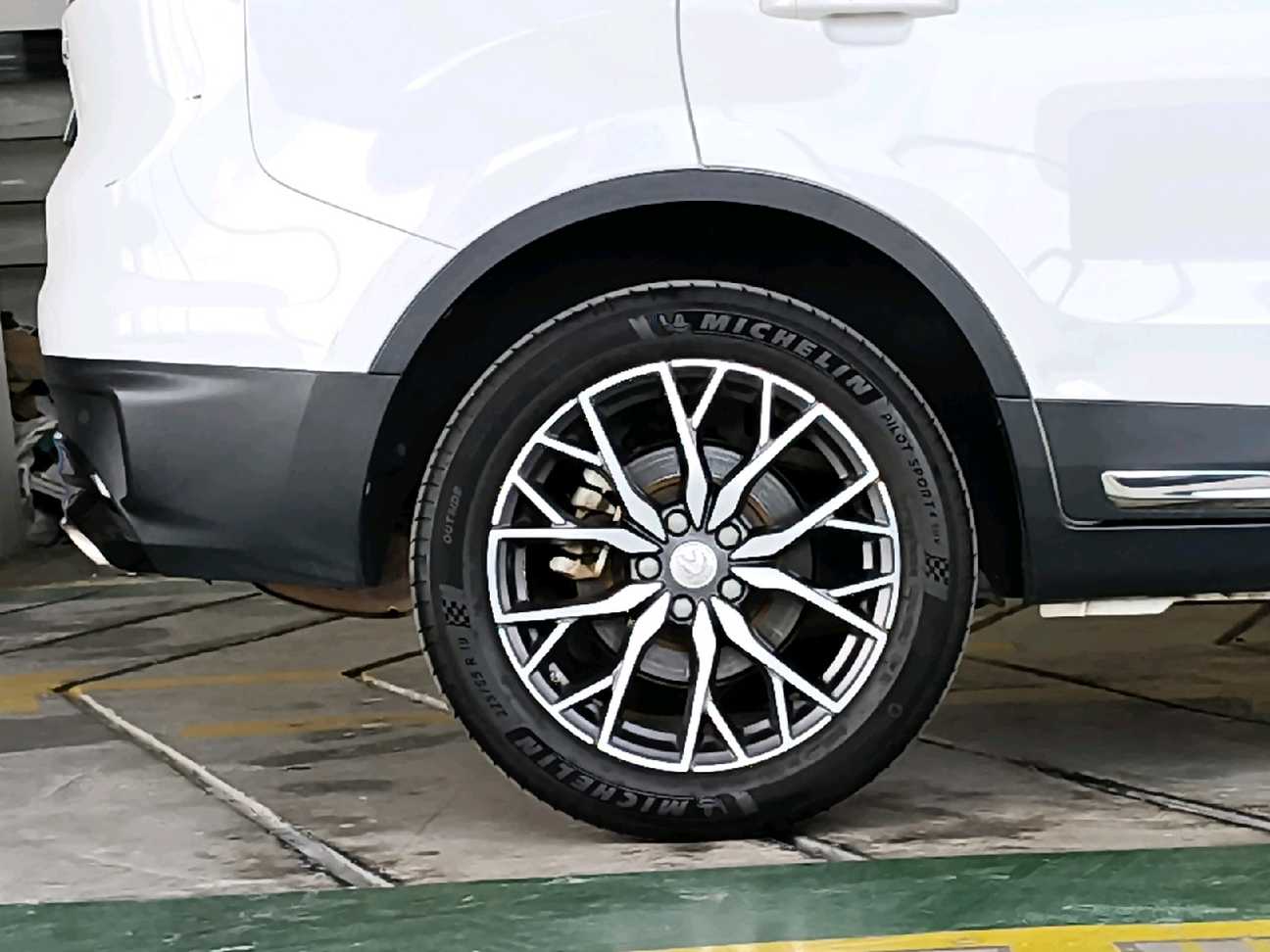 used 2023 Proton X70 Premium 1.8