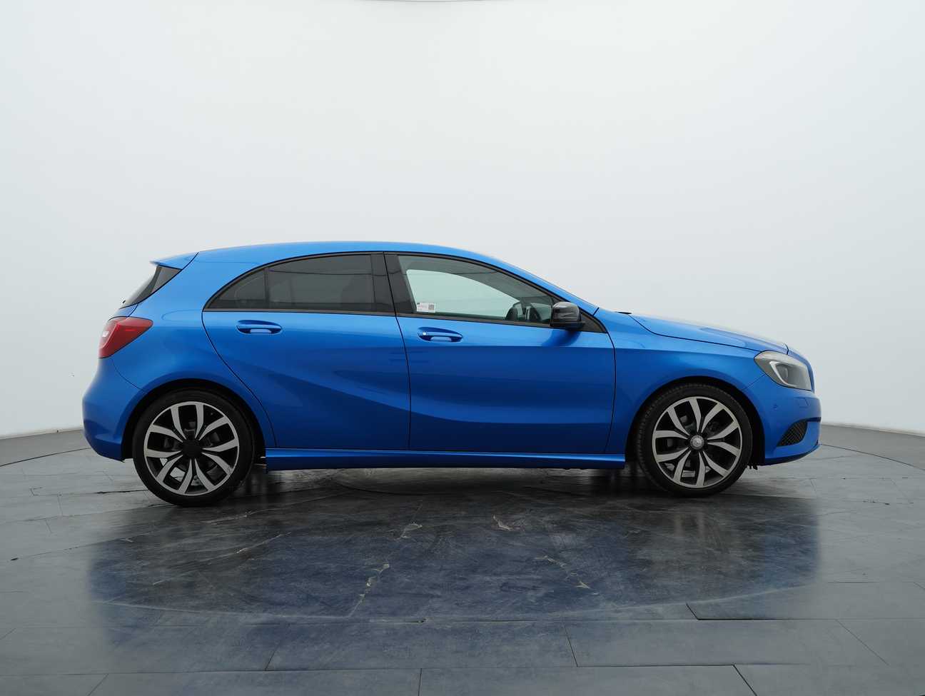 used 2014 Mercedes-Benz A200  1.6