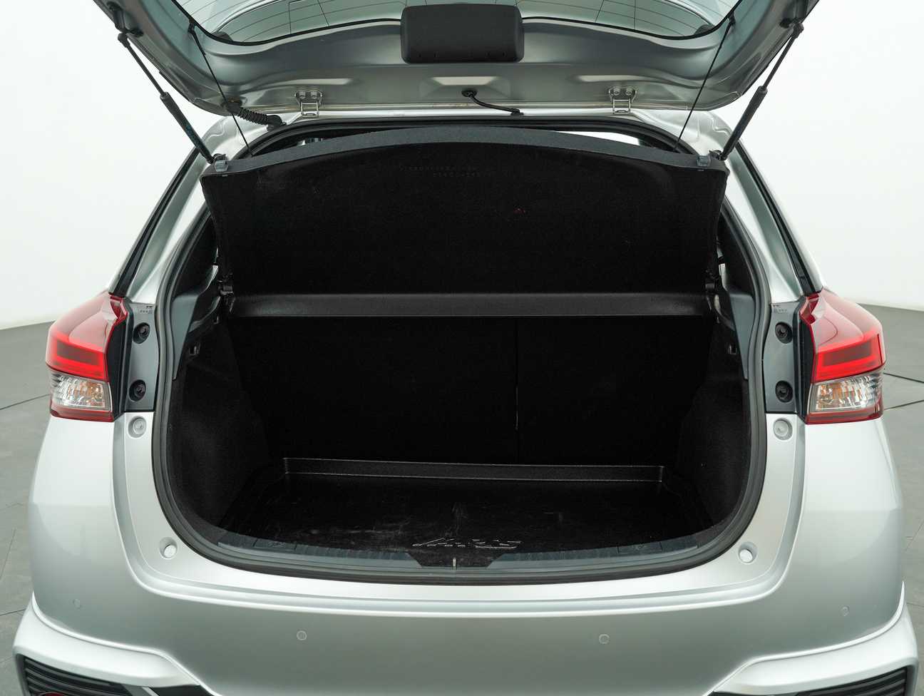 terpakai 2021 Toyota Yaris G 1.5