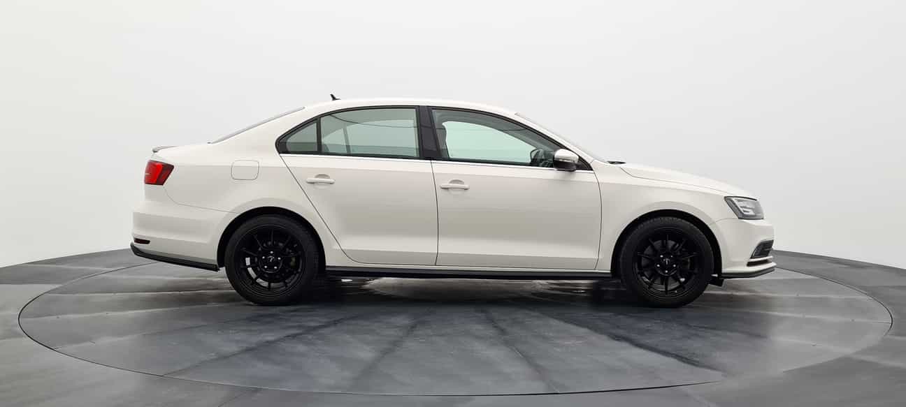 terpakai 2017 Volkswagen JETTA  1.4