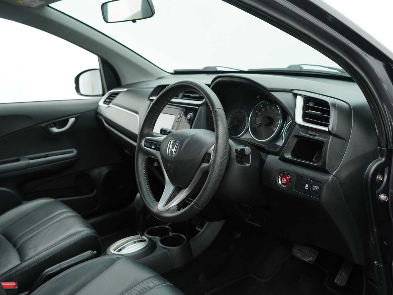 used 2019 Honda BR-V V 1.5