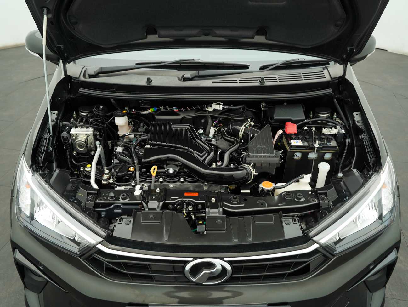 terpakai 2023 Perodua Bezza Advance 1.3