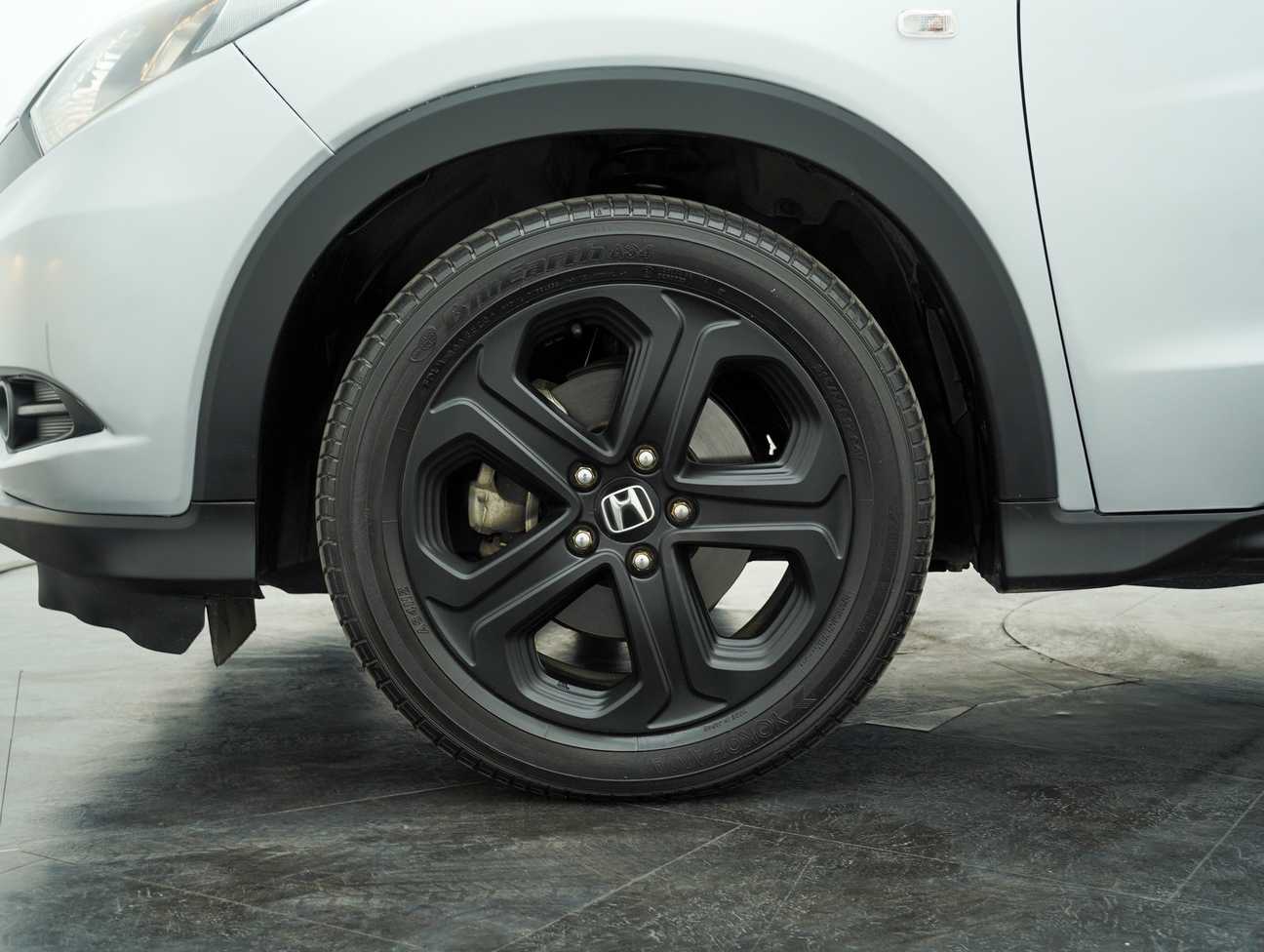 terpakai 2016 Honda HR-V i-VTEC S 1.8