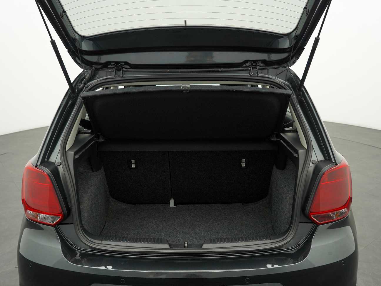 terpakai 2015 Volkswagen Polo  1.6