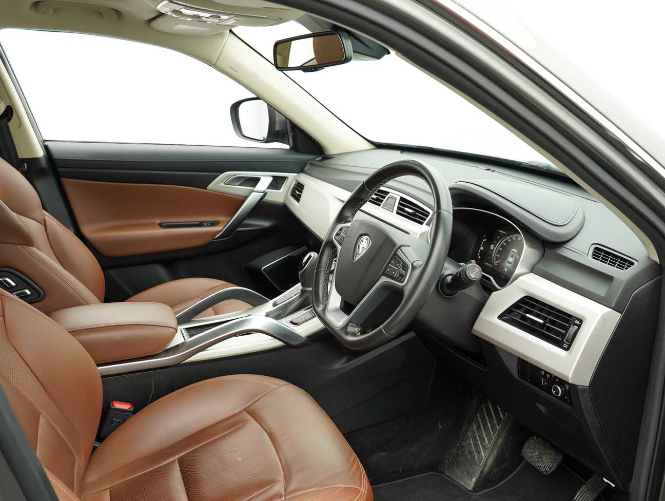 used 2019 Proton X70 Premium 1.8