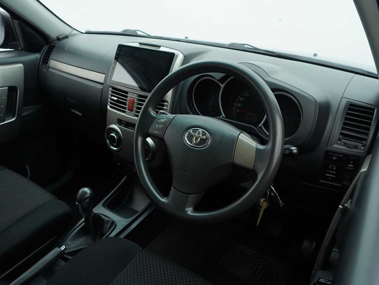 used 2011 Toyota Rush G 1.5