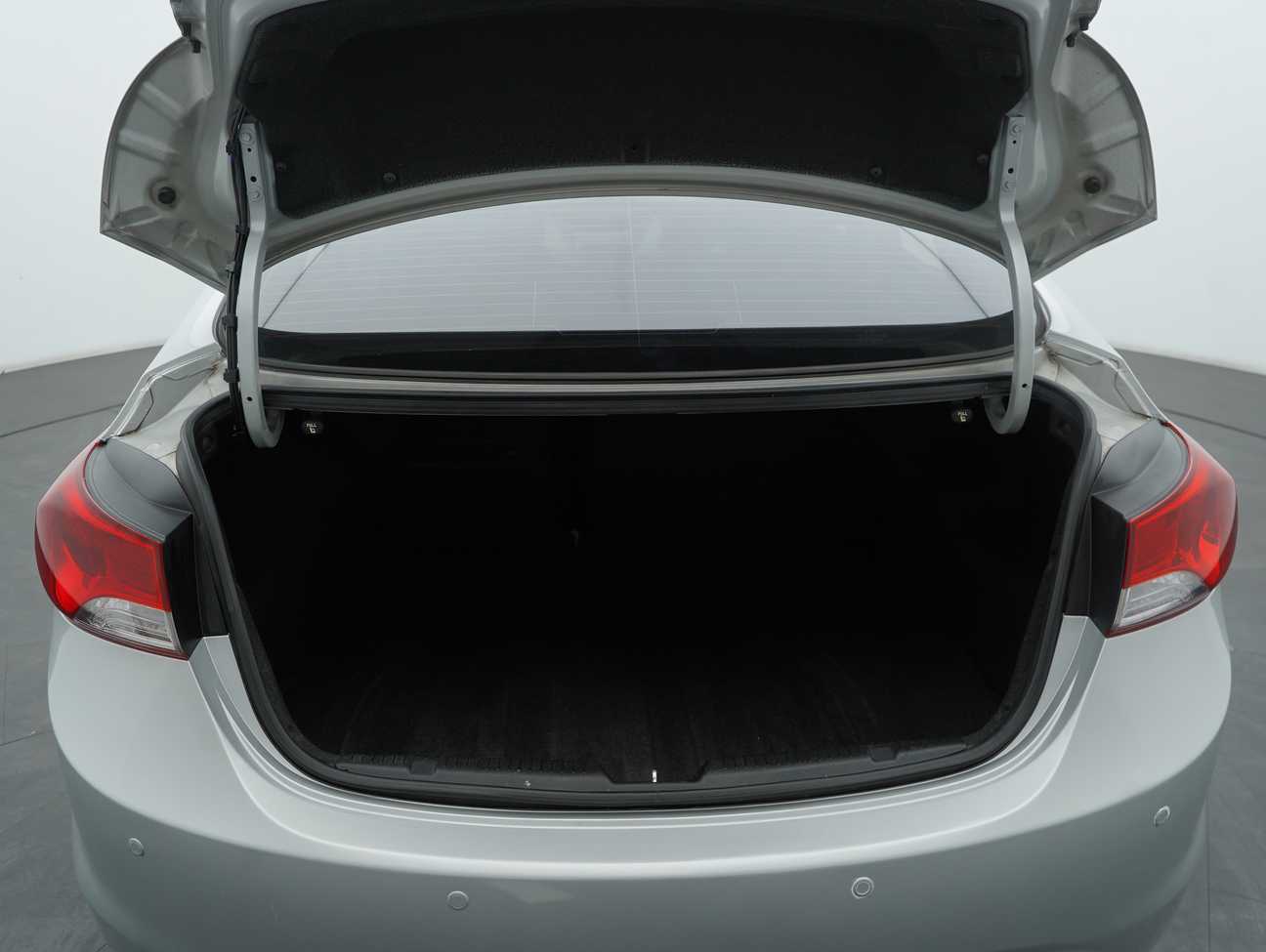 used 2012 Inokom Elantra Premium 1.8