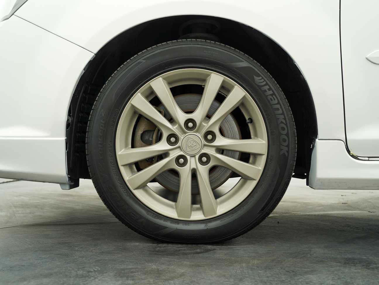 used 2014 Proton Exora Bold CFE Premium 1.6