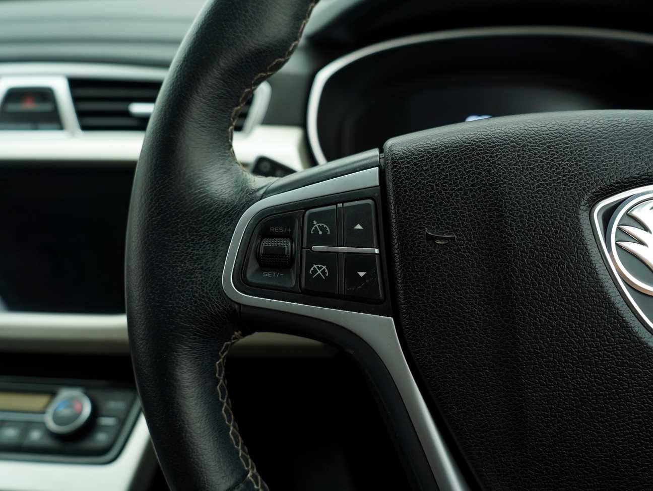 terpakai 2019 Proton X70 TGDI Executive 1.8