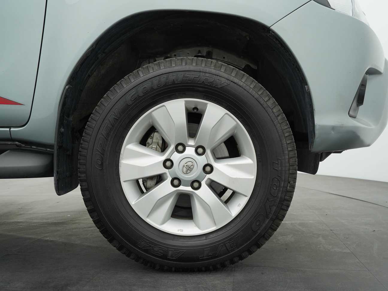 terpakai 2020 Toyota HILUX DOUBLE CAB G 4X4 2.4