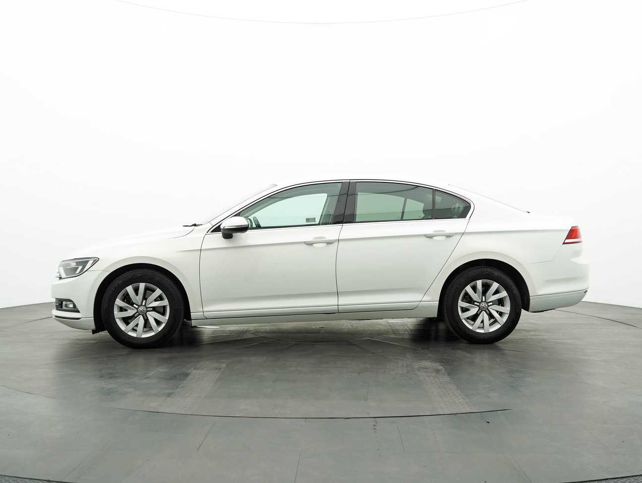 used 2017 Volkswagen Passat TSI Trendline 1.8