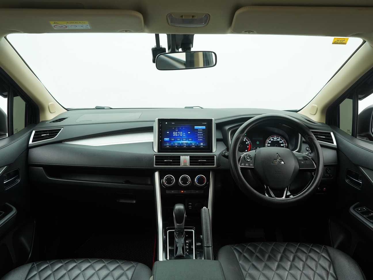 used 2023 Mitsubishi Xpander  1.5